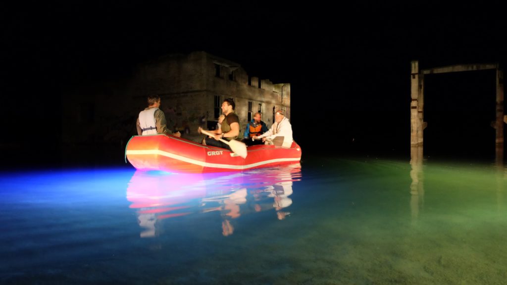 Water activities - night Rafting with underwater lights - Kallaste Talu - Turismitalu & Holiday Resort