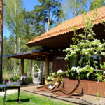 Mõttemaja Heino avar majutusruum teisel korrusel. Majutus Harjumaal Kallalste Turismitalus