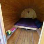 Tünnimaja Helve Tiigi kompleks 2025 üldvaade Kallaste Turismitalu Ärksa hingega talu Harjumaal1